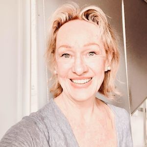 Meet your Posher, Sharon